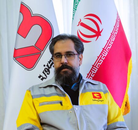 ایمان ثمره، مدیر تامین و تدارکات